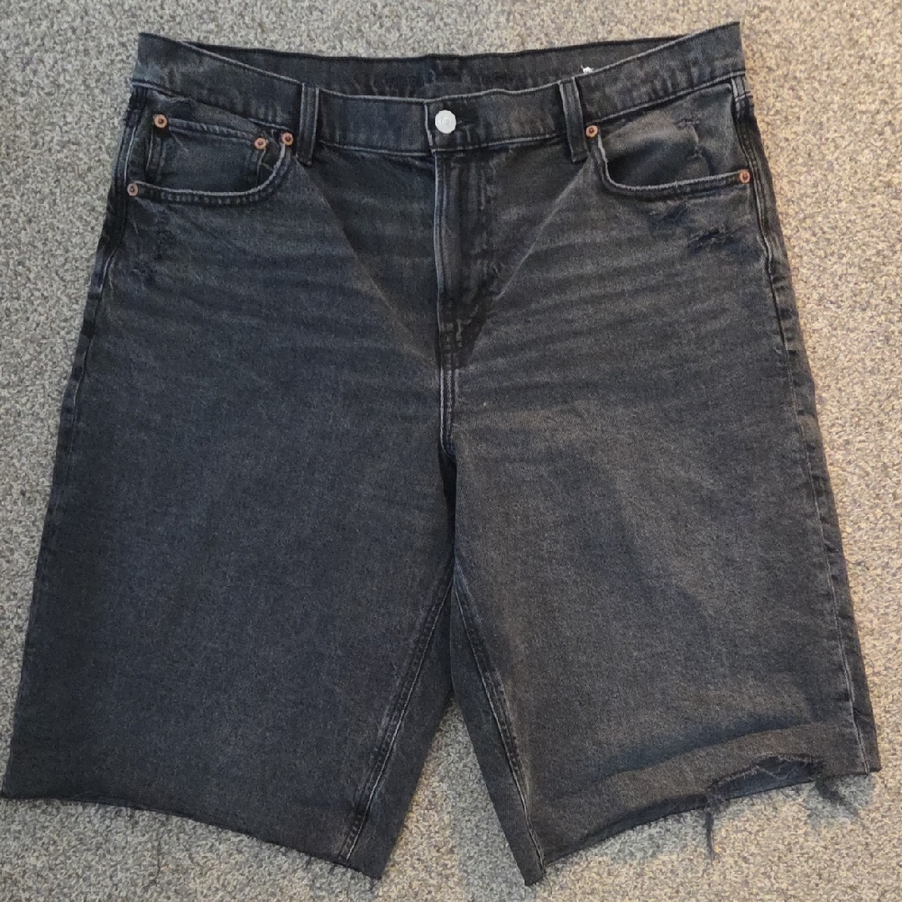 American Eagle 13" High Waisted Jorts